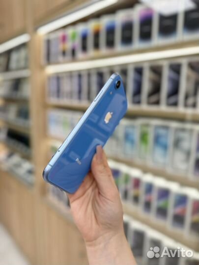 iPhone Xr, 64 ГБ
