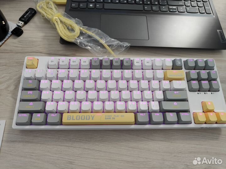 Игровая механическая клавиатура