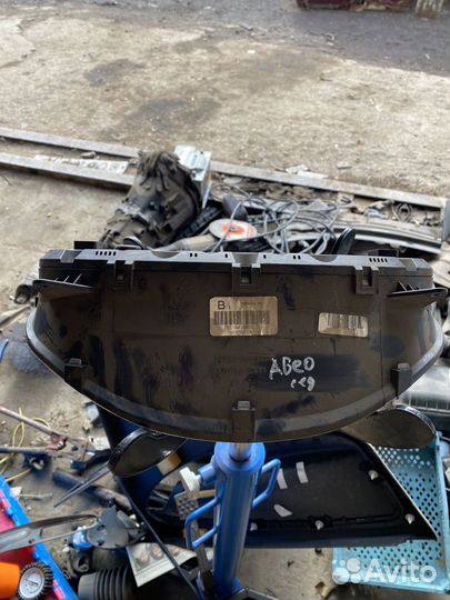 Приборная панель шевроле авео т250