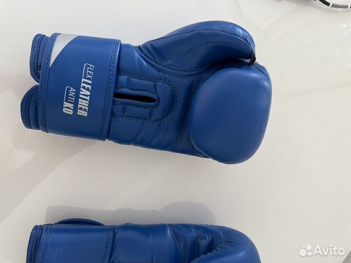 Боксерские перчатки 12 oz