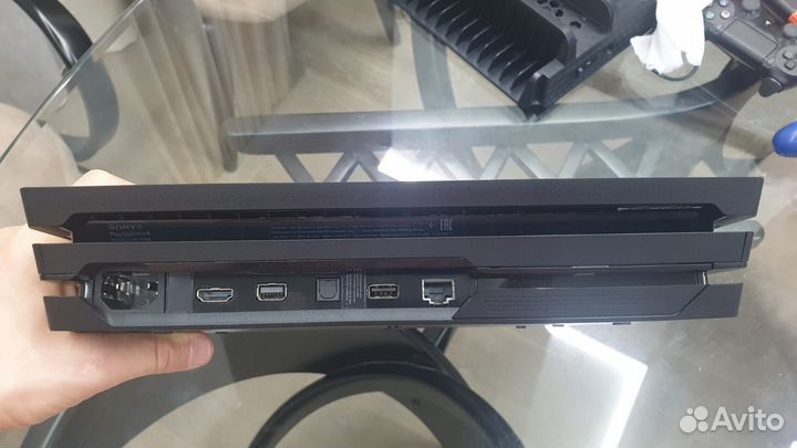Sony playstation 4 pro 1tb