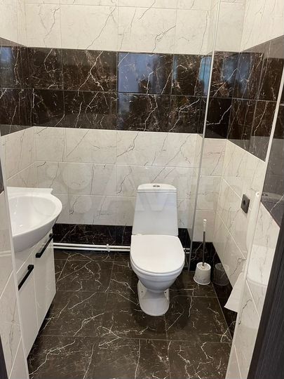 Дом 200 м² на участке 12 сот.