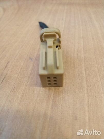 Разъем VAG Volkswagen Polo хетчбек cggb 1.4 2009