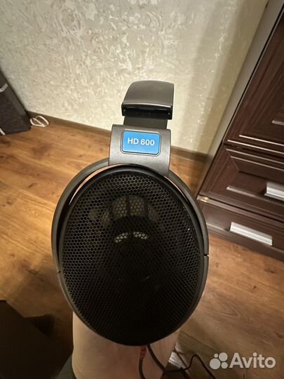 Наушники Sennheiser HD600