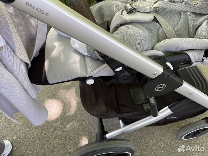 Cybex balios s lux 2023