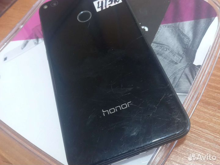 HONOR 8 Lite, 4/32 ГБ