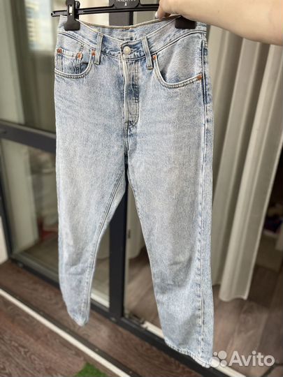 Джинсы женские levis 501 w25 l26