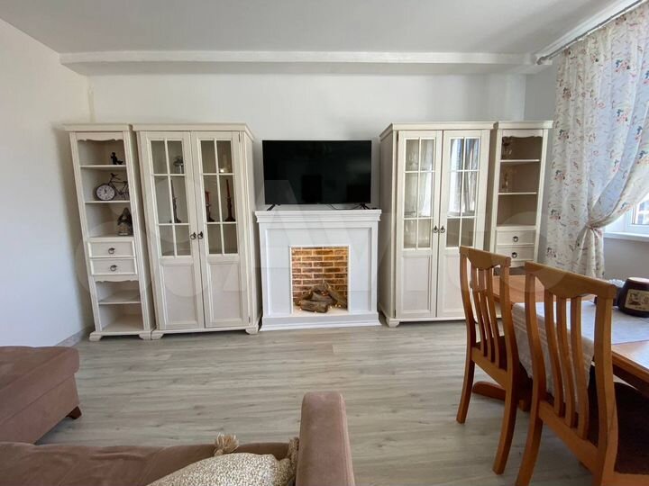 3-к. квартира, 75 м², 1/1 эт.