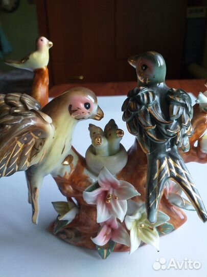 Фарфоровые статуэтка
