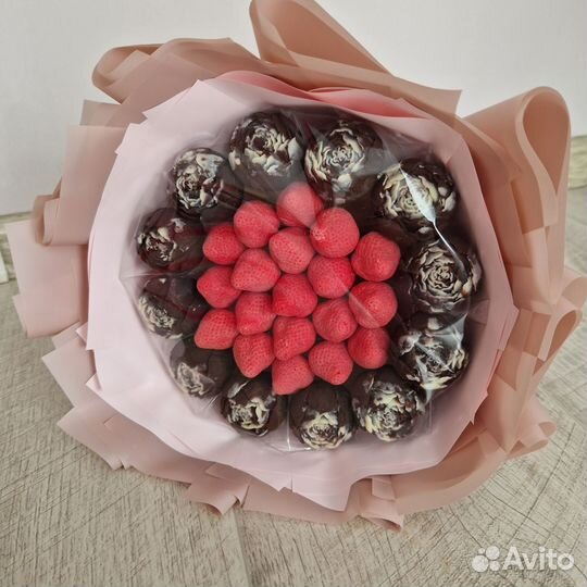 Шоколад ручной работы. Съедобные букеты