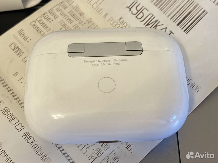 Airpods Pro 1-поколение (A2084) оригинал