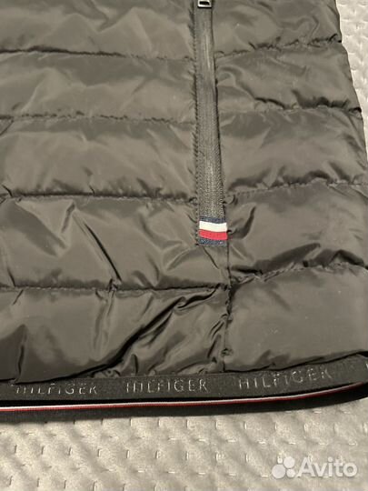 Tommy hilfiger куртка демисезонная