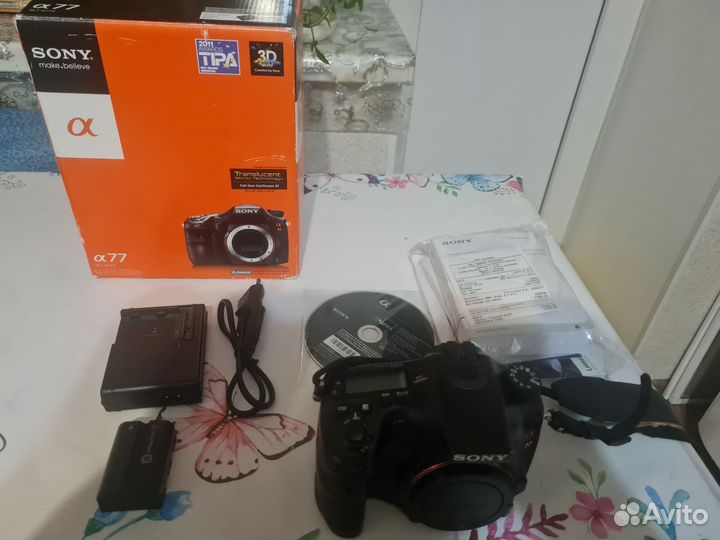 Зеркальный фотоаппарат Sony a77