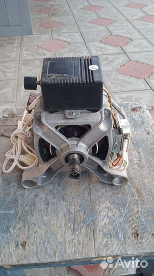 Двигатель стиральной машины