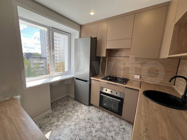 2-к. квартира, 41 м², 8/9 эт.