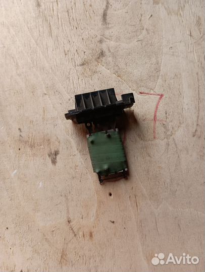 Резистор отопителя (печки) Corsa D Корса Д