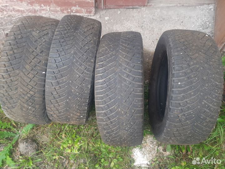 Michelin X-Ice North 4 SUV 265/65 R18 114