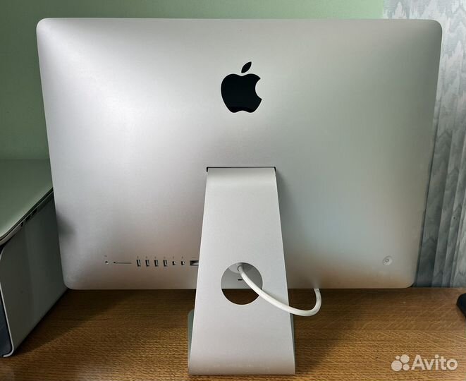 Apple iMac 21.5