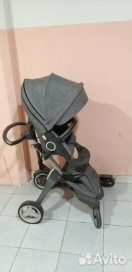 Прогулочная коляска