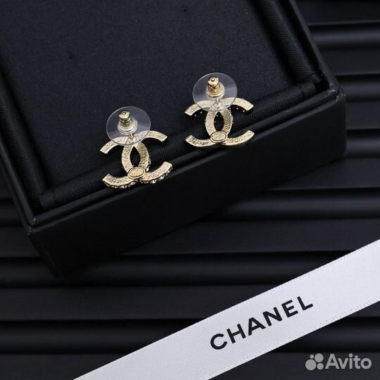 Серьги Chanel