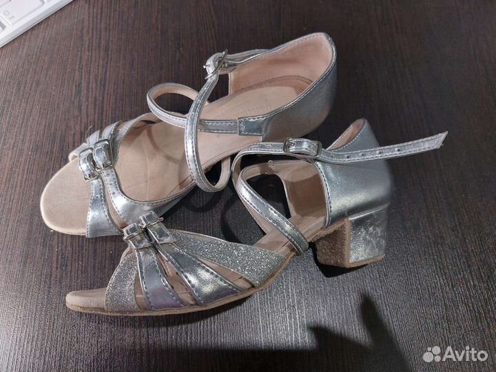 Одежда для девочки