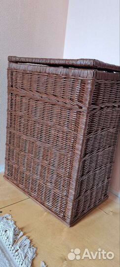 Корзина плетеная с крышкой