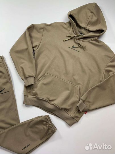 Спортивный костюм найк нокта коричневый