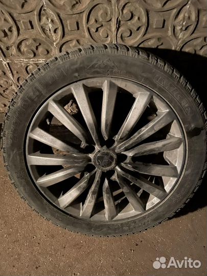 Tigar Winter 235/45 R18