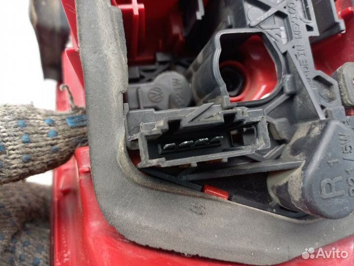 Фонарь задний правый Volkswagen Jetta 6 1.4 CAX