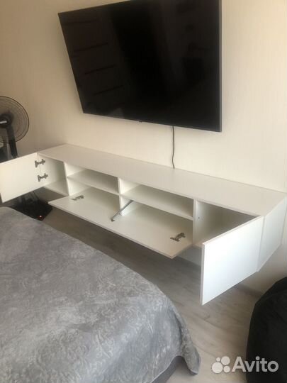 Тумба под тв подвесная