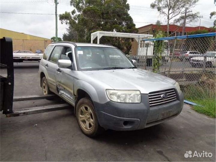 Разбор на запчасти Subaru Forester (S11)