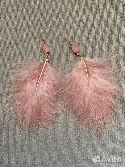Серьги с перьями