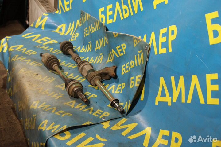 Передняя полуось + промвал Mazda 323F BA