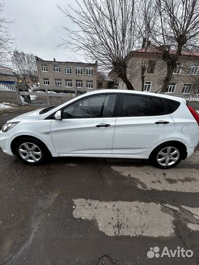 Hyundai Solaris 1.4 AT, 2013, 91 000 км