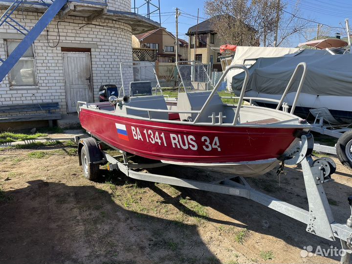 Лодка алюминиевая Аллюр 40-2К, Mercury 50, прицеп