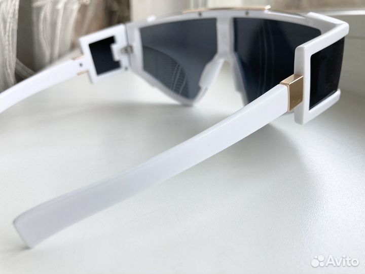 Очки Balmain спортивные солнцезащитные белые