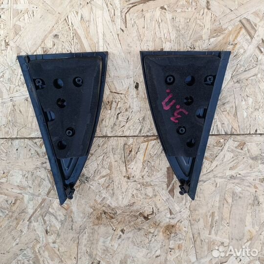 Уголок двери внешний задний левый Chevrolet J200