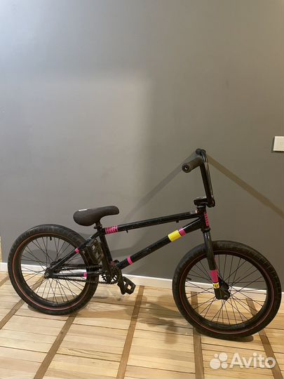 BMX велосипед. Aaron Ross 20,75