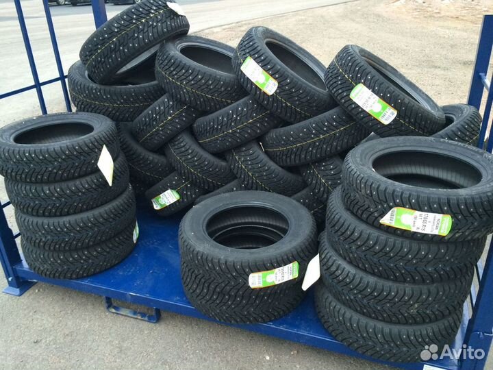 Nokian Tyres Hakkapeliitta 8 SUV 285/50 R20 116T