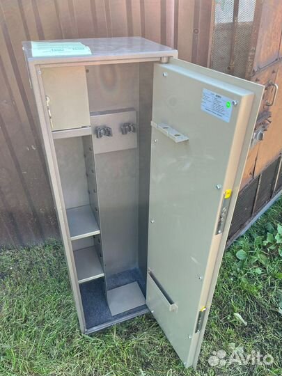 Оружейный сейф