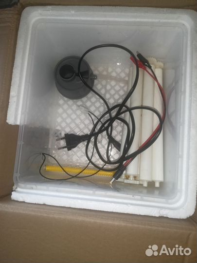 Инкубатор для яиц автоматический