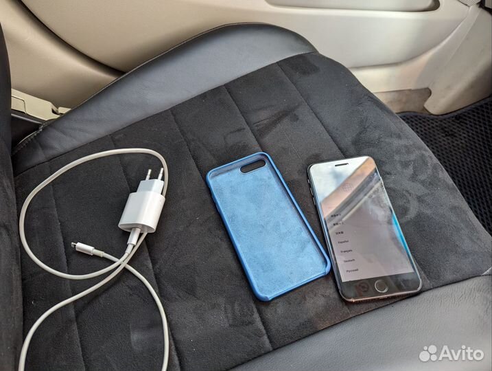 iPhone 8 Plus, 64 ГБ