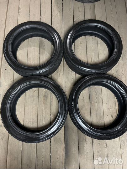 Bridgestone Blizzak VRX 225/45 R19