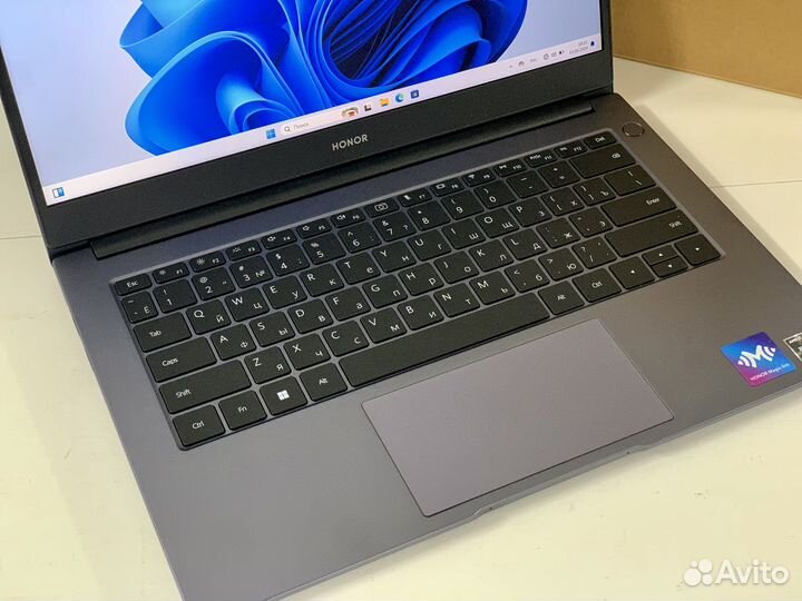 Новые Honor MagicBook 15 / Ryzen 5 5500U / 512GB