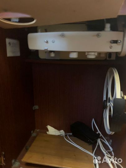 Швейная машина чайка 142м