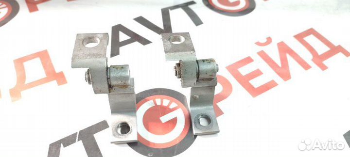 Петля дверная передняя левая Audi A6 4G CGW