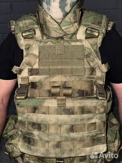 Бронежилет полный комплект