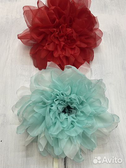 Цветок -брошь ручной работы