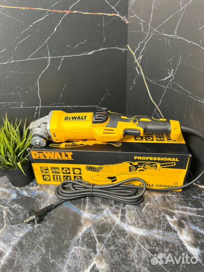 Болгарка 1450Вт dewalt с регулятором оборотов