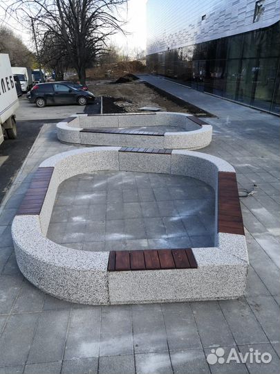 Бетонные вазоны / ограничители / урны / скамейки